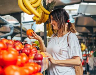 أضرار استهلاك كمية عالية من الفواكه